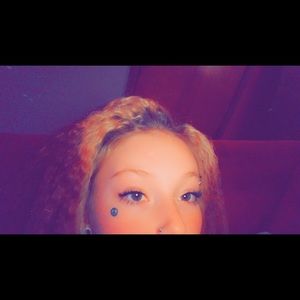 Meet your Posher, Candy